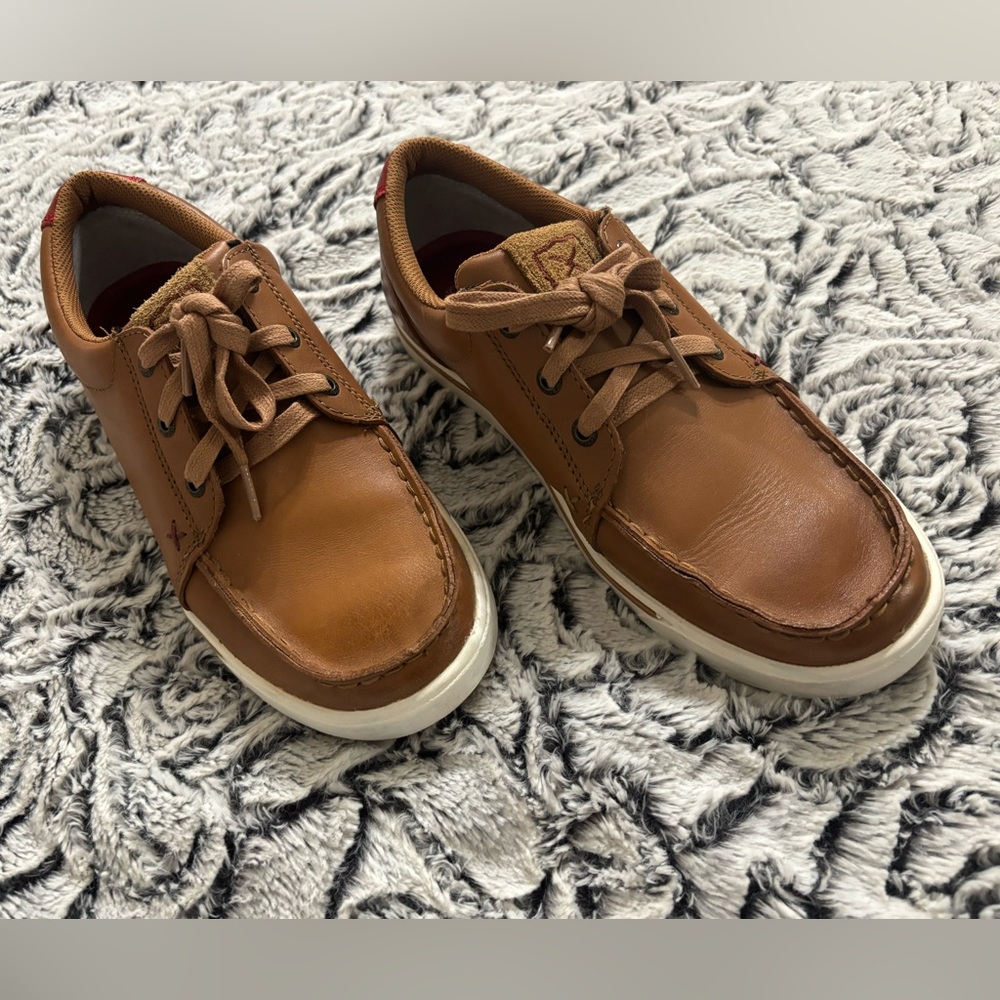 Twisted X Women’s Distressed Tan Leather Shoes Size 9.5